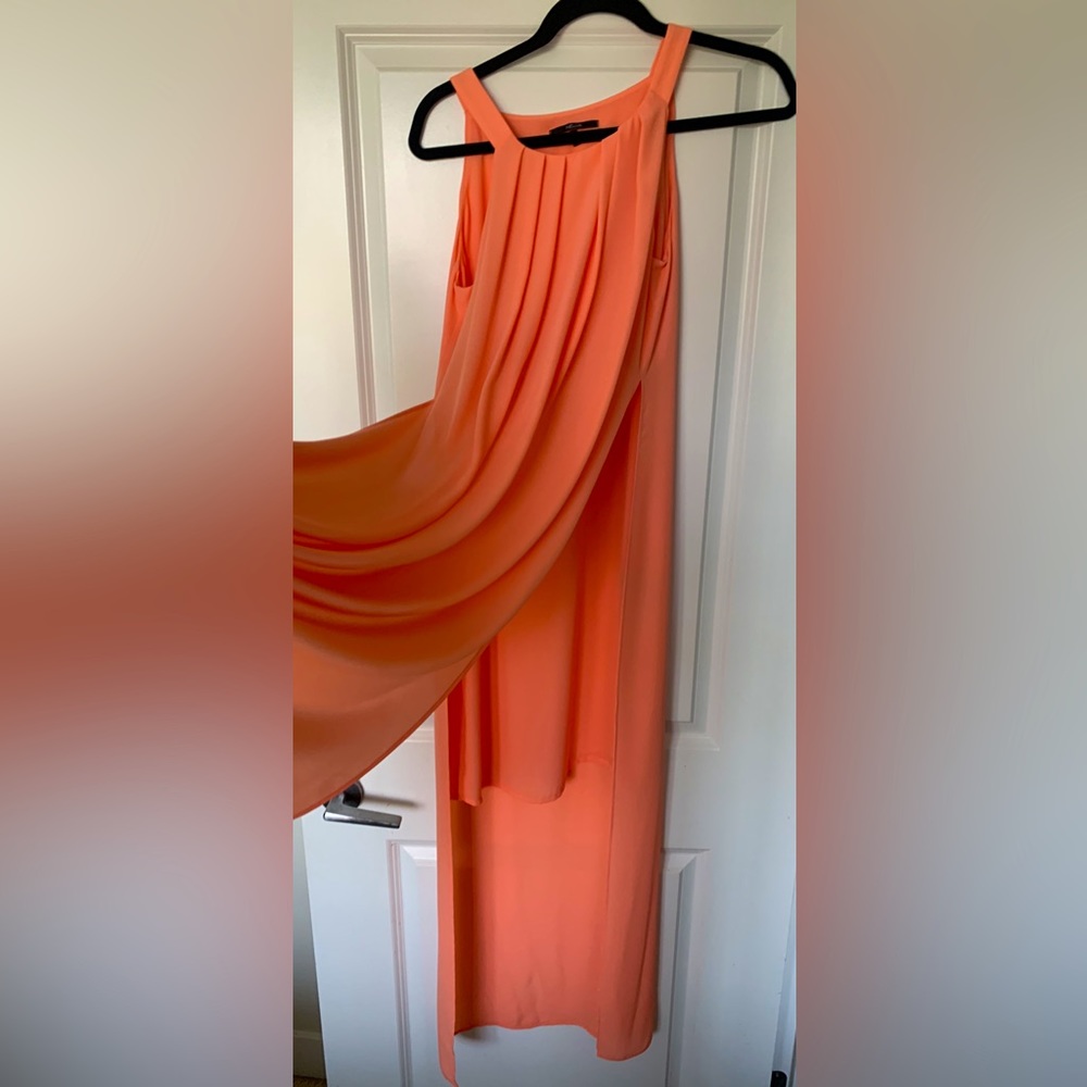 Great for y’all girls. Perfect for weddings! Hip size- 90cm, breast- 84cm